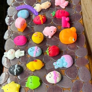 Colorful Squishy Bulk.(20)